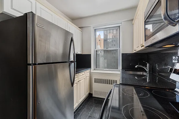 Rented by Dalan Rentals | media 57