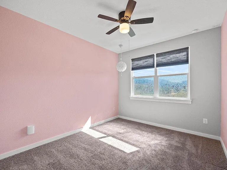 129 Cupreata Ln — Photo 18