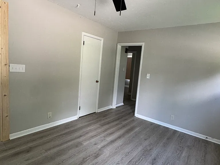 1712 Lenland Ave — Photo 3
