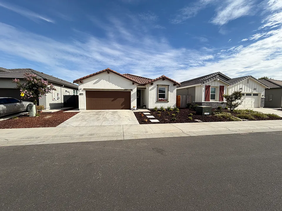 12273 Coal Creek Way