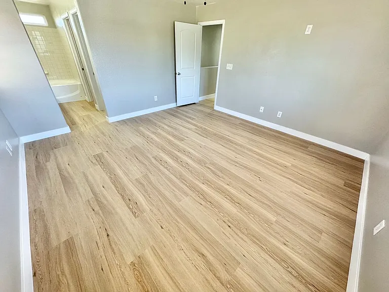 8782 Brilliant Star Dr — Photo 18