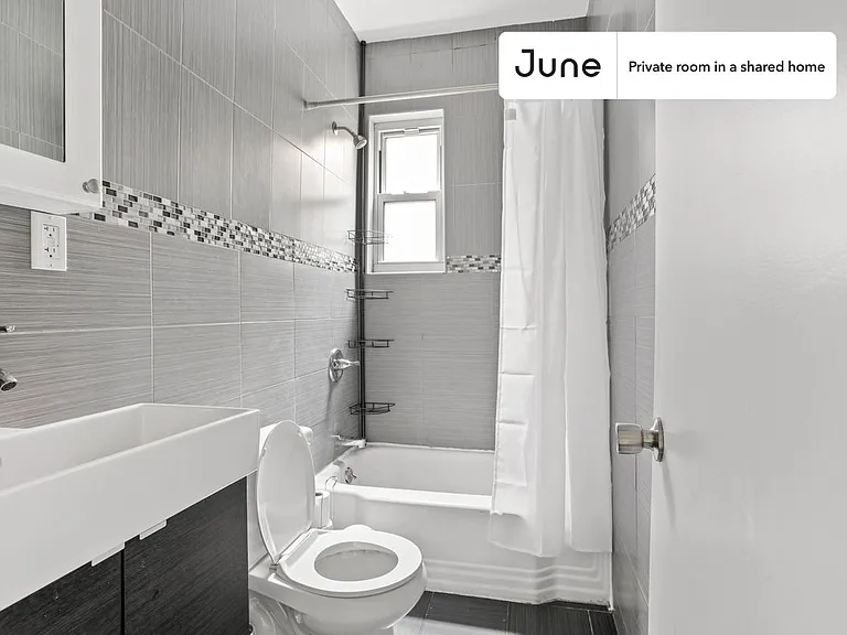 2141 Cortelyou Rd #C — Photo 9