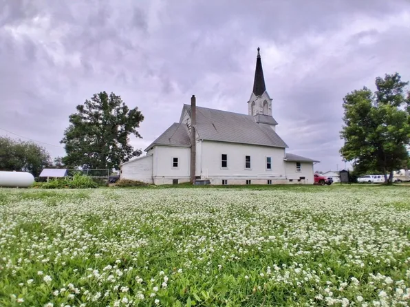 106 Minnesota Ave E, Flaxton, ND 58737