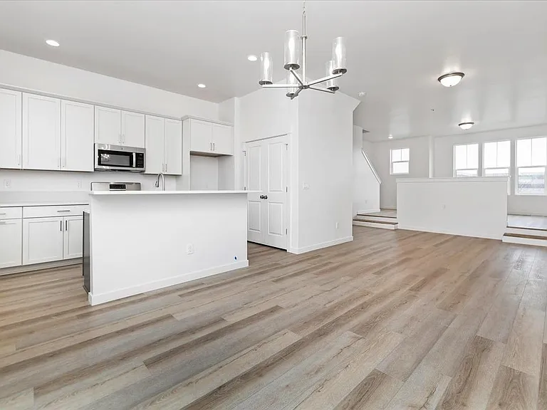 1630 N Mumbarto Ln — Photo 34