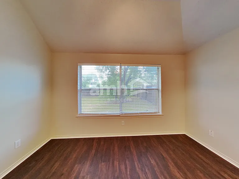 7015 Atasca Creek Dr — Photo 8