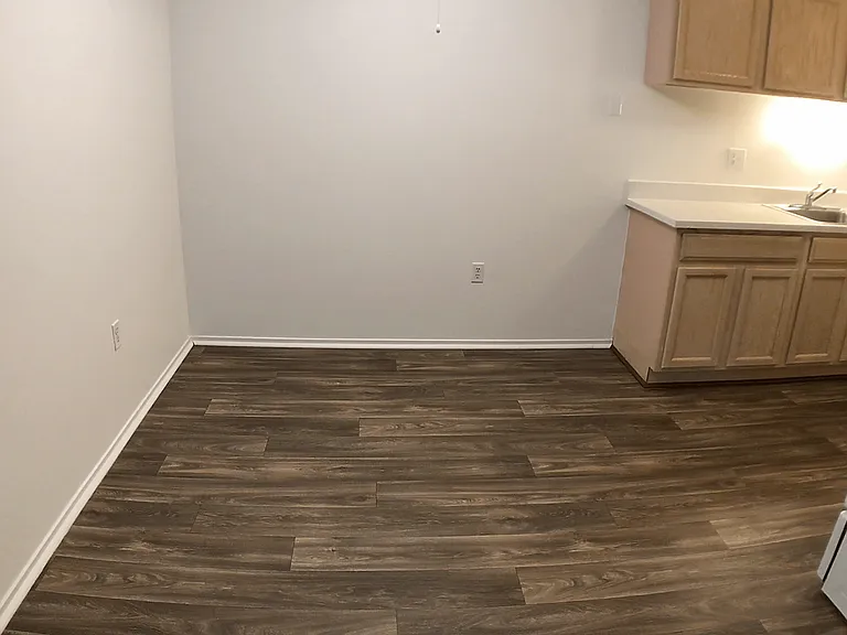 Prentiss Pointe Apartments — Photo 332