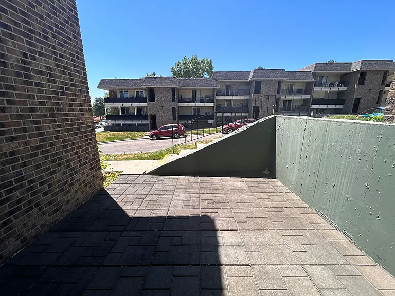 4601 S Lowell Blvd #B — Photo 22