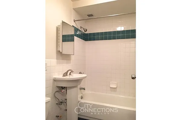 Rented by City Connections Realty | media 43