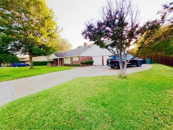 5608 Woodway Dr, Fort Worth, TX 76133