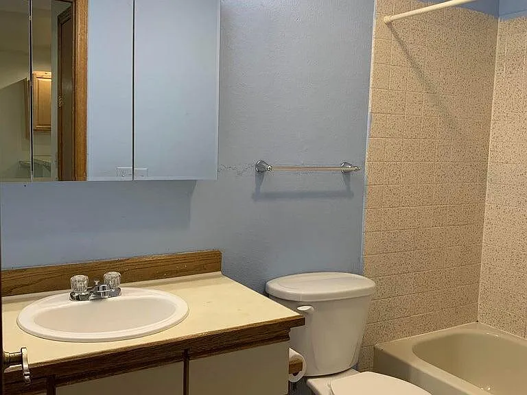 8050 Pioneer Dr #1001 — Photo 10