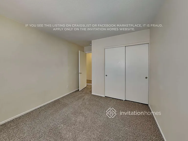 8068 Sweet Clover Ct — Photo 15