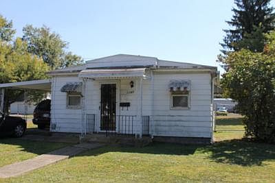 1st image of 335 Kensington Pl