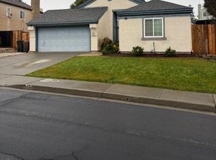 511 Zinnia Ct, Benicia, CA 94510