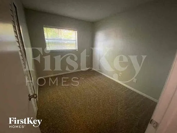 2813 Eagle Run Cir S — Photo 7