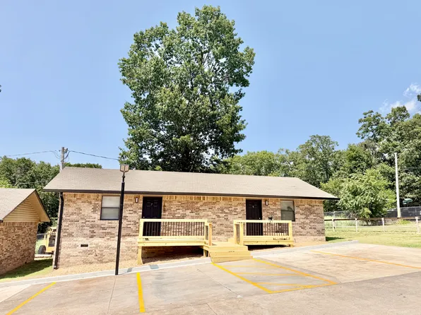 385 S Teehee Dr, Tahlequah, OK