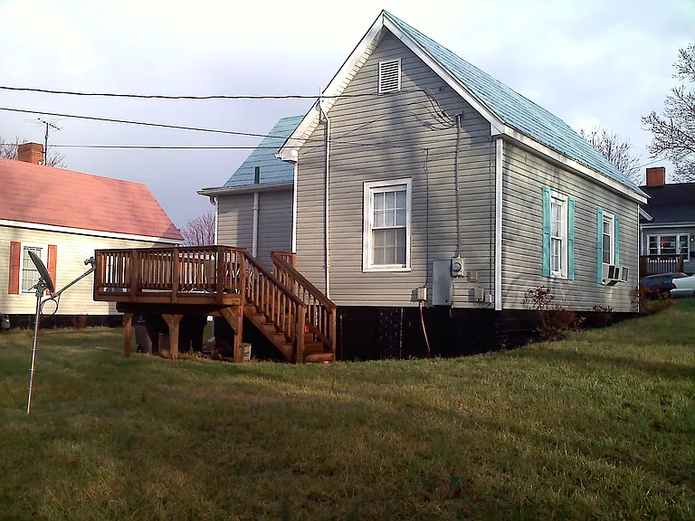 310 Townley St — Photo 2