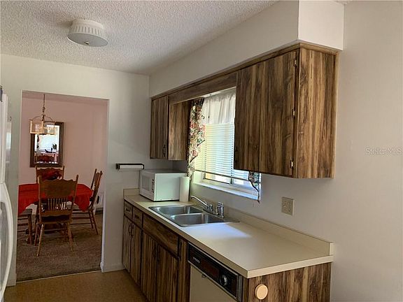 5th image of 1574 Urbana Ave