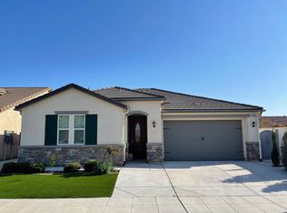 3900 Saginaw Ave, Clovis, CA 93619