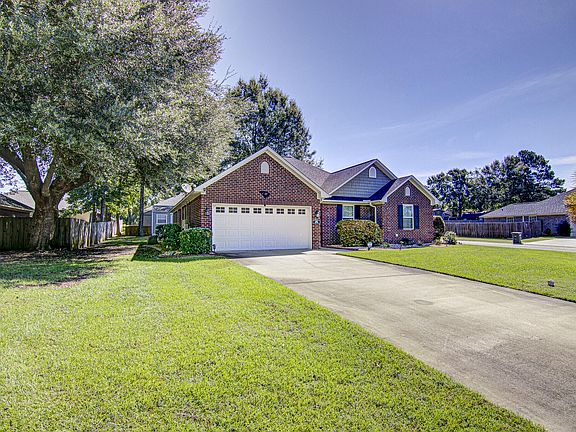3rd image of 1805 Duke Dr