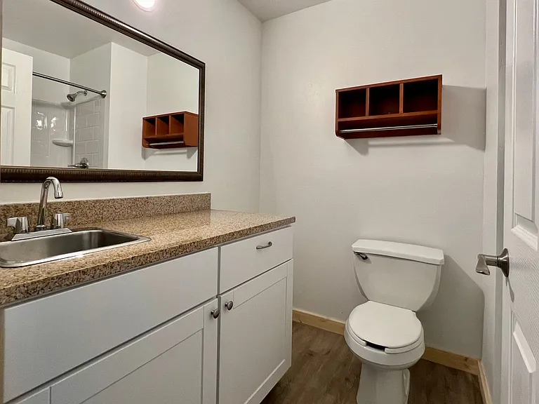 Ski Town Apartments — Photo 151