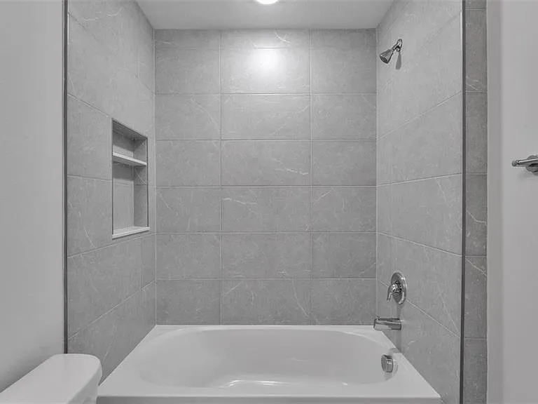 1246 Dorothy St — Photo 16