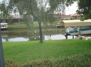 2138 SE 10th Pl, Cape Coral, FL 33990