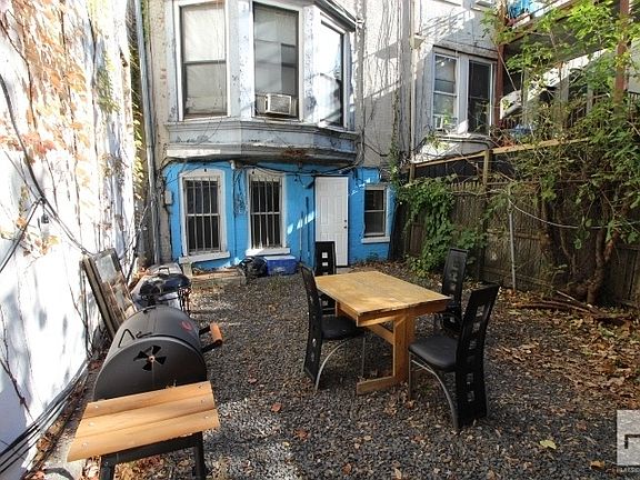 2nd image of 288 New York Ave APT 1R