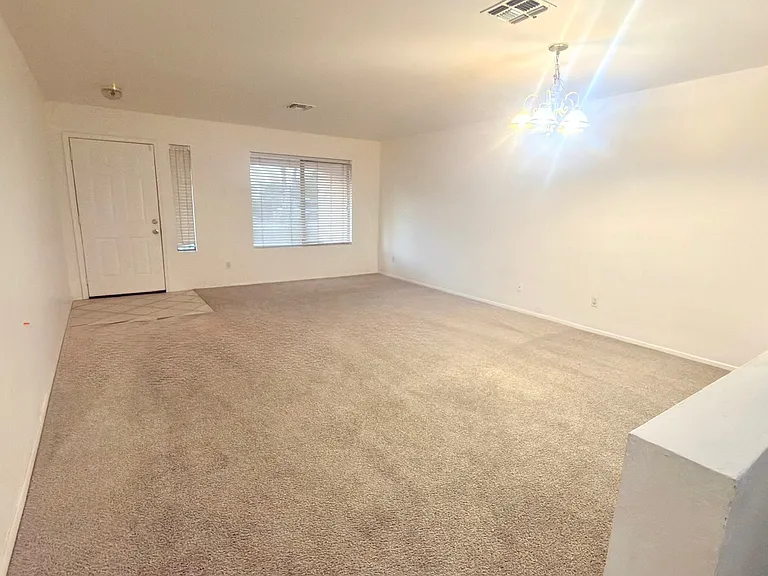 8501 W Hazelwood St — Photo 5