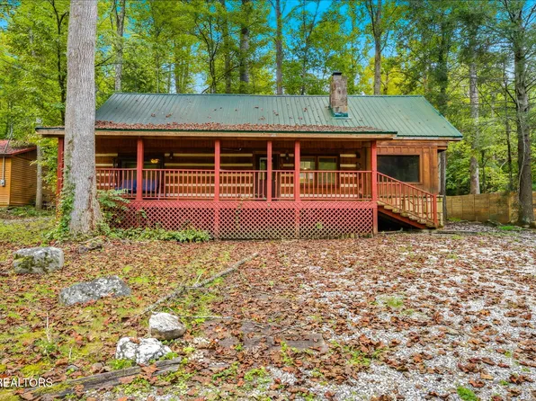 4438 E Scenic Dr, Gatlinburg, TN 37738