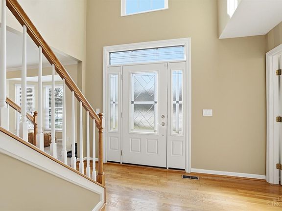 5th image of 8588 Charleston Creek Dr