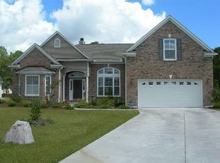 696 Donmovin Ct, Calabash, NC 28467