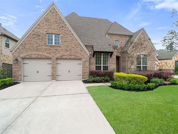 Desirable One Story Highland Home in Woodforest!