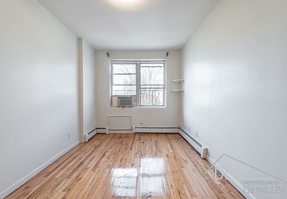 2nd image of 283 Sackett St #3RF