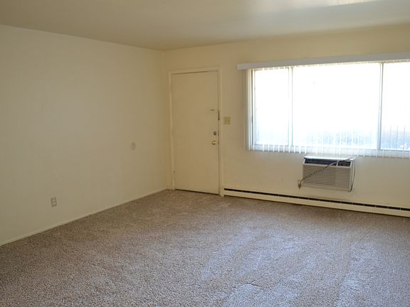 5th image of 131 N Lincolnway APT 2