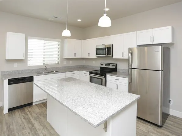 Bella Grace, 100 N Main St #8a0af4683, Pleasant Grove, UT 84062