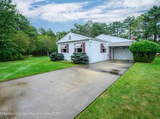 49 Normanton Ct, Toms River, NJ 08757