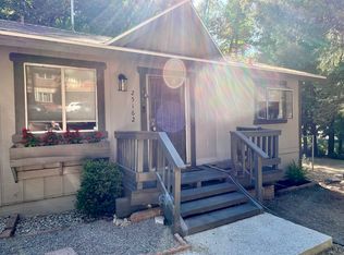 25162 Moon Dr, Crestline, CA 92325
