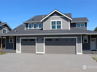 6929 Red Ridge Dr #B, Lynden, WA 98264