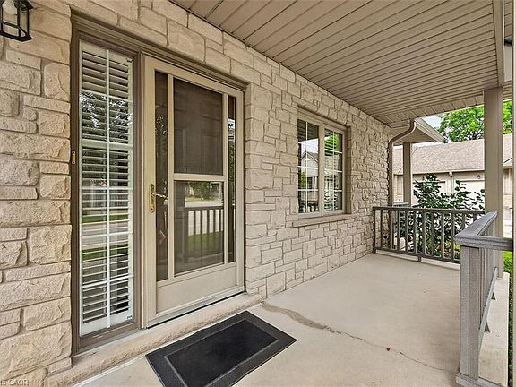 4th image of 34 Southbrook Dr #23