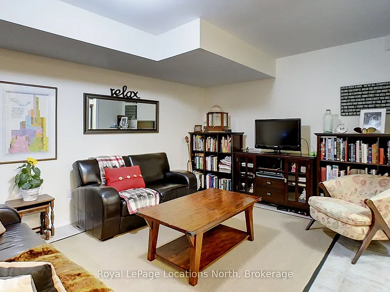 7 Collship Ln — Photo 26