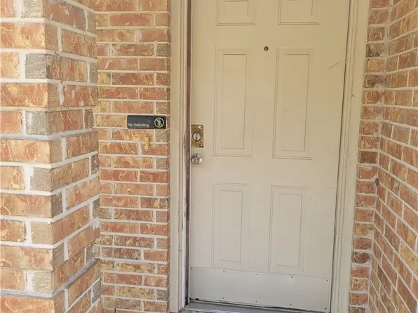 2327 Cornell Dr, College Station, TX 77840