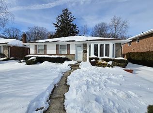 109 Birchwood Park Dr, Syosset, NY 11791
