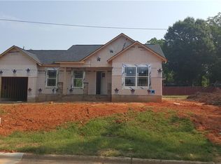 787 Davis St, Concord, NC 28027