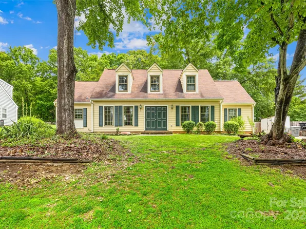 4818 Shadow Moss Ct, Charlotte, NC 28227