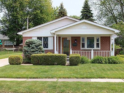 28030 Vogt St, Saint Clair Shores, MI, 48081