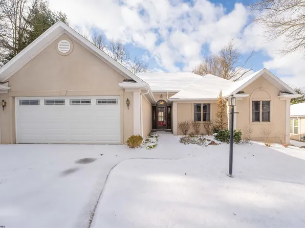 1 Brookside Pl, Morgantown, WV 26505