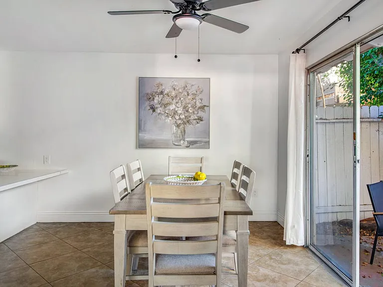 3720 S Marine St #1 — Photo 13