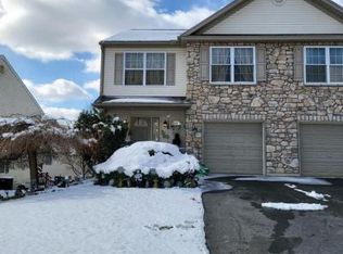 1004 Brinan Ave, Temple, PA 19560