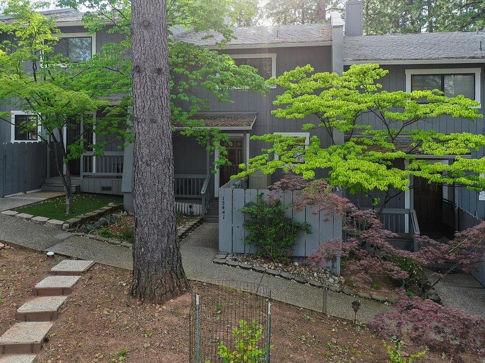 1st image of 15441 Kingsbury Cir