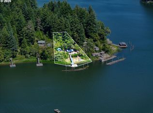1417 N Tenmile Lk, Lakeside, OR